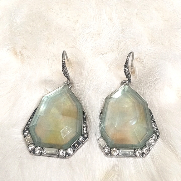 Chloe + Isabel Jewelry - Chloe+Isabel Drop Earrings Northern Lights Blue Mother of Pearl Abalone Rhodium